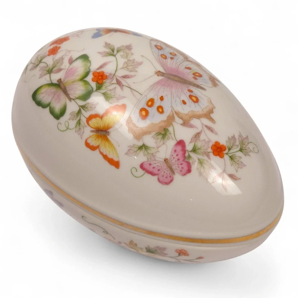Vintage Avon Porcelain Egg Trinket Box Butterfly Fantasy 1979 Japan 22K Gold...